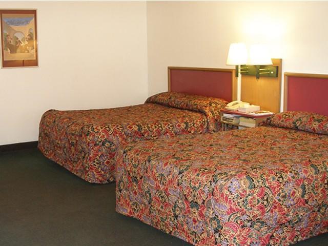 Knights Inn Center Valley Habitación foto